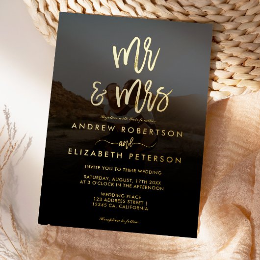 Modern Mr. Mrs. script Foto Hochzeit Gold Folieneinladung