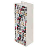 Modern Multi Photo Square Insta Pattern Geschenktüte Für Weinflaschen (Rückseite Schrägansicht)