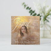 Modern Music Grad Foto Gold ID899 Einladung (Stehend Vorderseite)