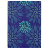 Modern Navy Blue and Green Floral Petals Pattern Klemmbrett (Rückseite)