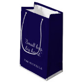 Modern Navy Blue and White Custom Pattern Design Kleine Geschenktüte (Rückseite Schrägansicht)
