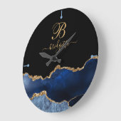 Modern Navy Blue Gold Agate Geode Monogram Large C Große Wanduhr (Winkel)