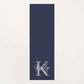 Modern Navy Blue Monogram Script Yogamatte (Vorderseite)