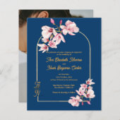 Modern Navy Photo Floral Wedding Invitation (Vorne/Hinten)