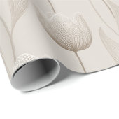 Modern Neutral Tulip Ivory Floral Pattern Geschenkpapier (Rolleneckpunkt)