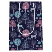 Modern Night Forest Deer Mittlere Geschenktüte (Rückseite)