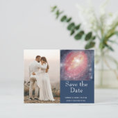 Modern Night Sky Galaxy Blau Save the Date Lila Postkarte (Stehend Vorderseite)