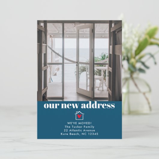 Modern Ocean Blue New Zuhause 2-Foto Moving Card (Stehend Vorderseite)