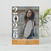 Modern Orange Graduation Cap Senior Photo Einladung (Stehend Vorderseite)
