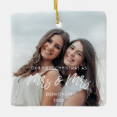 Modern Our First Christmas als Mrs. and Mrs. Foto Keramikornament (Vorderseite)