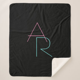 Modern Overlapping Pink Turquoise Sherpadecke