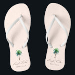 Modern Palm Tree Bride Tribe Blush Bachelorette Badesandalen<br><div class="desc">Personalisierte Bachelorette-Flip-Flops mit "Brautstamm" im modernen Script-Schriftart und einer tropischen Aquarellpalme auf einem blüten Hintergrund. Personalisieren Sie mit dem Namen - kaufen Sie eine für jede Frau.</div>