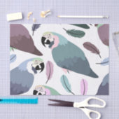 Modern Parrots Tropical Pattern  Seidenpapier (Handwerk)