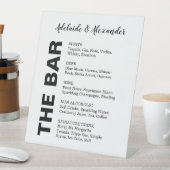 Modern Pedestal Sign Sockelschild (In Situ)