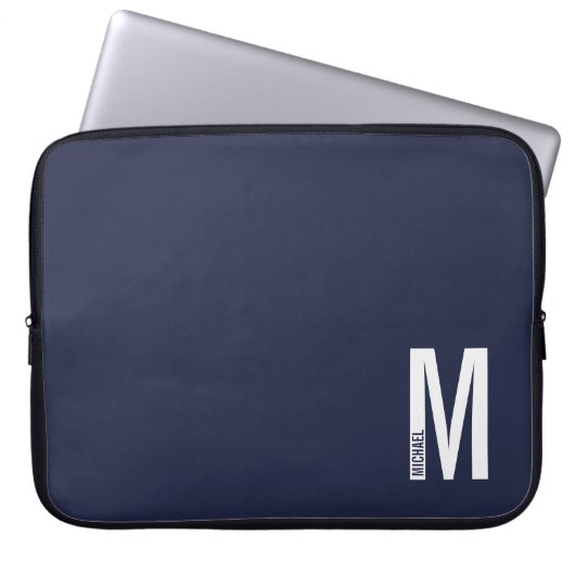 Modern Personalized Bold Monogram and Name Laptopschutzhülle (Vorderseite)