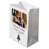 Modern Personalized Family Photo Christmas Mittlere Geschenktüte (Rückseite Schrägansicht)