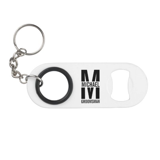 Modern Personalized Groomsmen Monogram and Name Mini Flaschenöffner (Vorderseite (Horizontal))