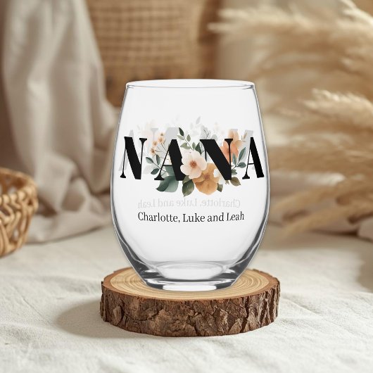 Modern Personalized Nana Floral Gift Weinglas Ohne Stiel