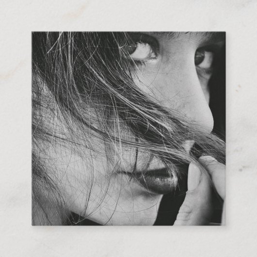 Modern Photo Script Name Social QR Code Quadratische Visitenkarte (Vorderseite)