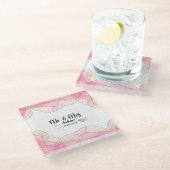 Modern Pink and Gold Mr. and Mrs. Glasuntersetzer (Schrägansicht)