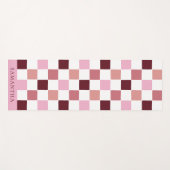 Modern Pink and Red Simple Checkerboard Pattern Yogamatte (Vorderseite (Horizontal))