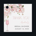 Modern Pink Floral Brautparty Danke Geschenkanhänger<br><div class="desc">Eine raffinierte Touch für Gast-Geschenke und Gastgeschenke. Dieses Blumenschild eignet sich hervorragend zum Anbinden an Mini-Champagnerflaschen,  süße Leckereien oder Sake-Boxen - ein persönlicher,  herzlicher Dank. Ideal für Brautpartys,  Maid-Lunchons oder Ansammlungen der Verlobung. Matching-Elemente auf Anfrage verfügbar. Benutzerdefinierte Bearbeitungen willkommen. Copyright Anastasia Surridge,  alle Rechte vorbehalten.</div>