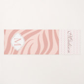 Modern Pink Geometric Zebra Trendy Monogram Yogamatte (Vorderseite (Horizontal))