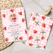 Modern Pink Gingham Heart Berry First Birthday Einladung