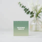 Modern Pink & Green Gradient Business Card Quadratische Visitenkarte (Stehend Vorderseite)