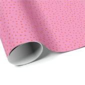Modern Pink Red Christmas Polka Dot Geschenkpapier (Rolleneckpunkt)