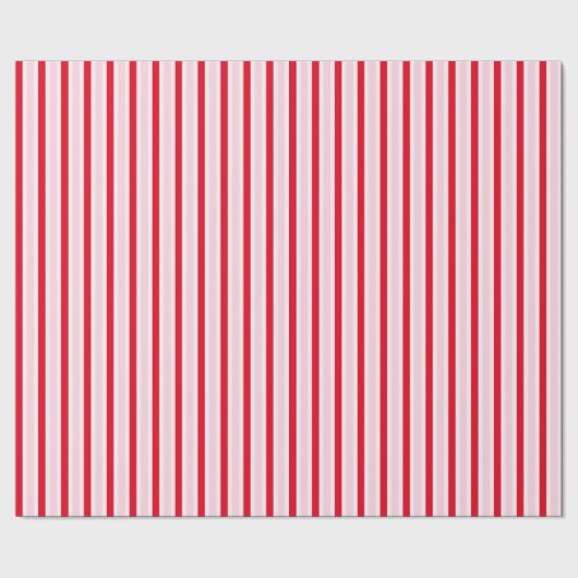 Modern Pink Red Striped Christmas Geschenkpapier (Saum)