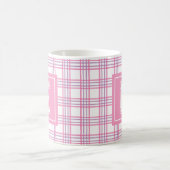 Modern Preppy Plaid Pink Purple Varsity Monogram Kaffeetasse (Mittel)