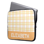 Modern Preppy Plaid Varsity Font Orange Yellow Laptopschutzhülle (Vorderseite Links)