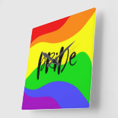 Modern Pride Rainbow Quadratische Wanduhr (Winkel)