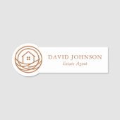 Modern Professional Warm Real Estate Agent Namensschild (Vorderseite)