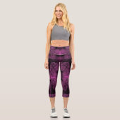 Modern Purple Pattern Kaleidoscope Capri Leggings (Vorderseite)