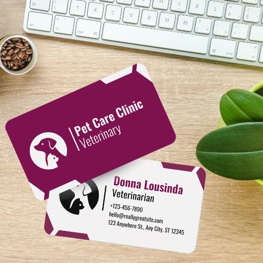 Modern Purple Vet Clinic Business Card for Pet Car Visitenkarte