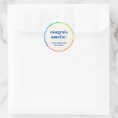 Modern Rainbow Custom Graduation Congratulations Runder Aufkleber (Tasche)
