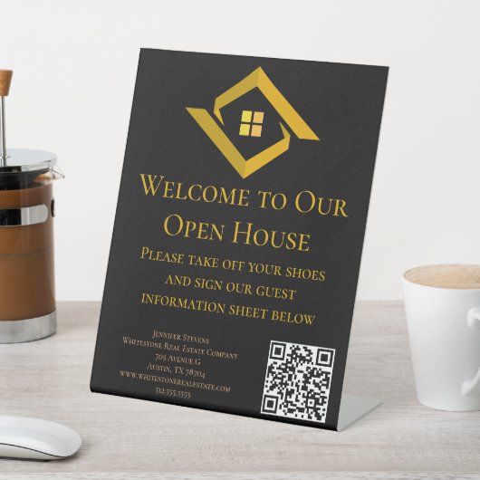 Modern Real Estate Black and gold custom logo Sockelschild (In SItu)