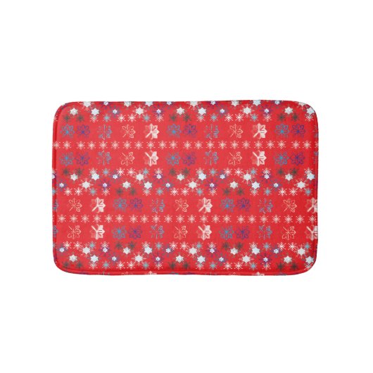 Modern Red Christmas Holiday Snowflake Muster Badematte (Vorderseite)