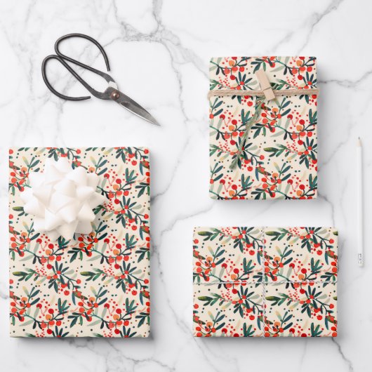Modern Red Christmas Holly Berries Geschenkpapier Set (Vorderseite)