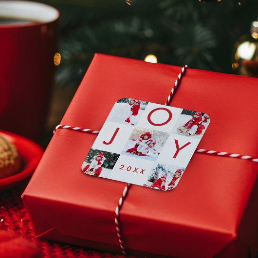 Modern Red Joy Checkerboard Family Foto Collage Quadratischer Aufkleber