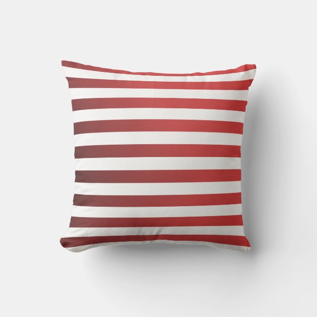 Modern Red Ombre Stripes Kissen (Vorderseite)
