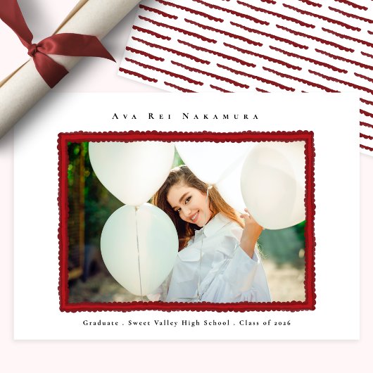 Modern Red Photo Frame Graduation Class of 2026 Ankündigung
