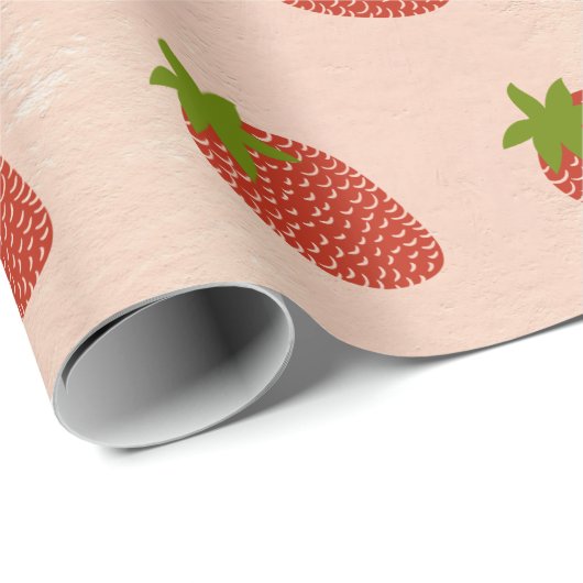 Modern Red Strawberries Brown Pattern Geschenkpapier (Rolleneckpunkt)