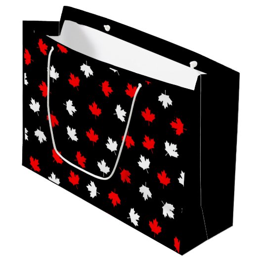Modern Red White Canada Mapsleaf Black Pattern Große Geschenktüte (Vorderseite Schrägansicht)