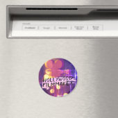 Modern Retro Hollywood Filmmaker in Pink Magnet (In Situ (Geschirrspüler))