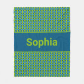 Modern Retro Link Pattern in Blue and Green Fleecedecke (Vorderseite)