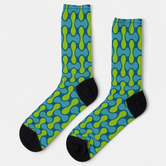 Modern Retro Link Pattern in Blue and Green Socken (Linkes Detail)
