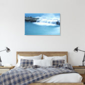 Modern Rock Ocean Stretched Canvas Print Leinwanddruck (Insitu (Schlafzimmer))